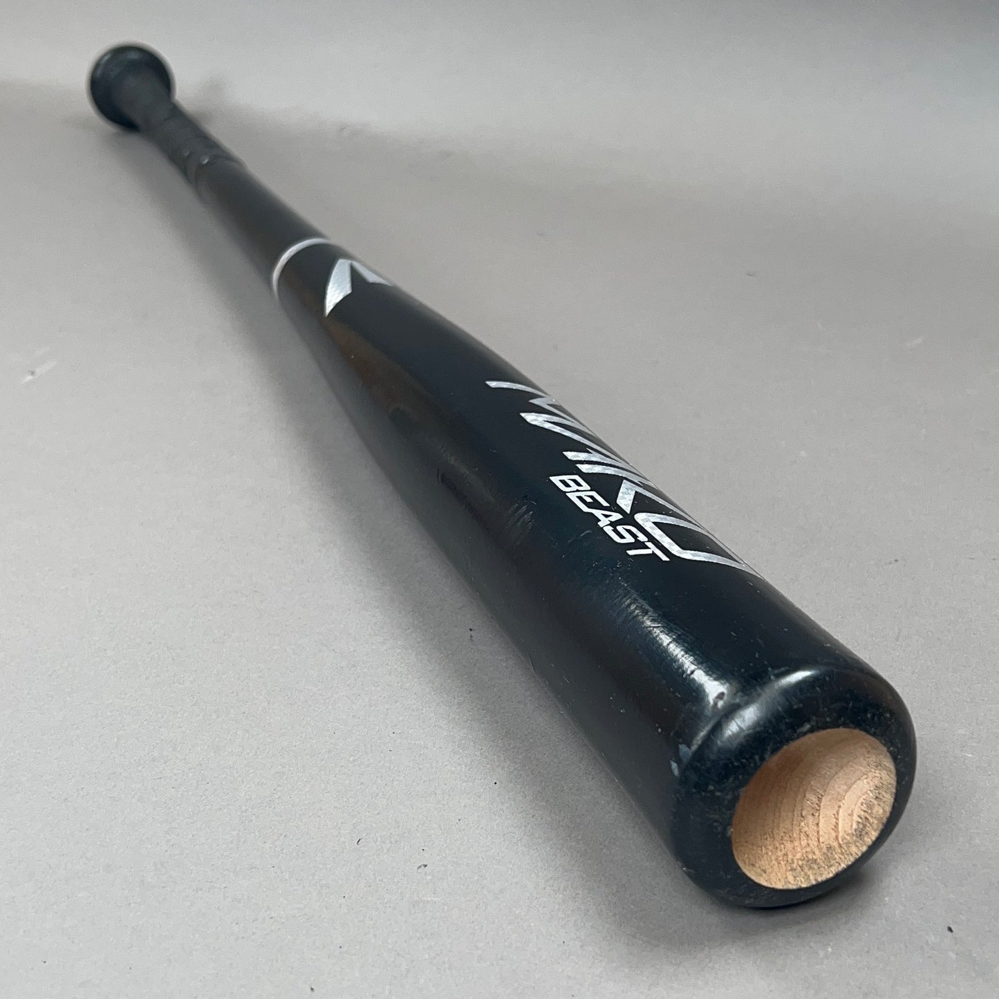 Easton Mako Beast 30/20 (-10) Baseball Bat