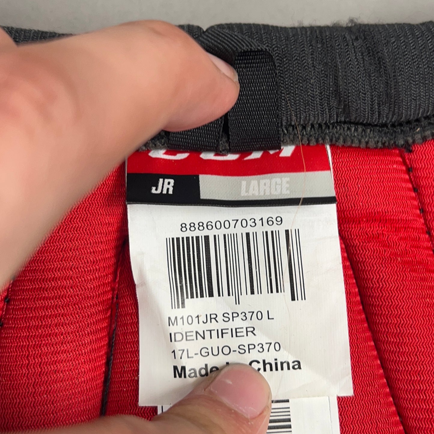 CCM Jetspeed FT 370 Junior Large Hockey Shoulder Pads