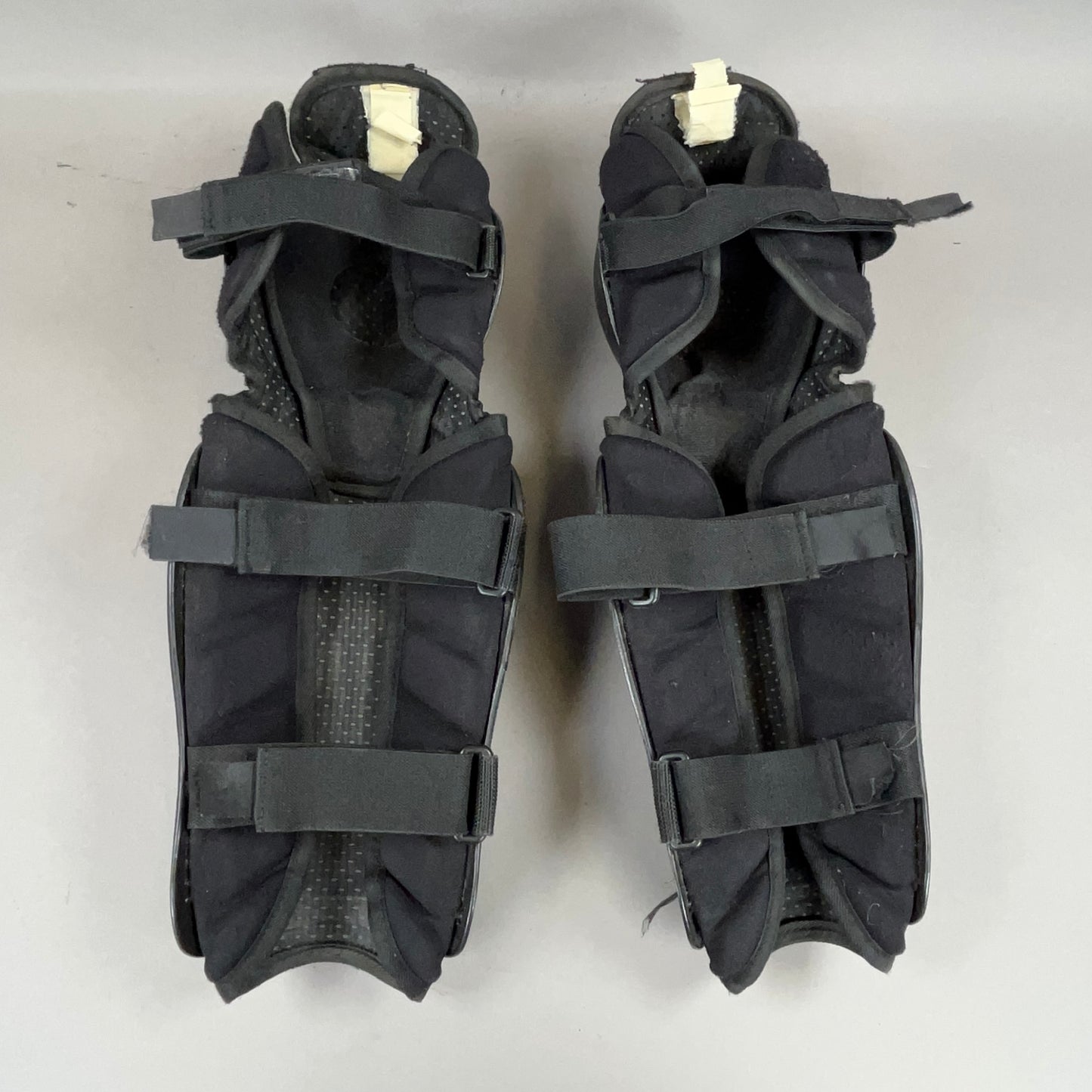 CCM 250 Intermediate 14" Hockey Shin Guards