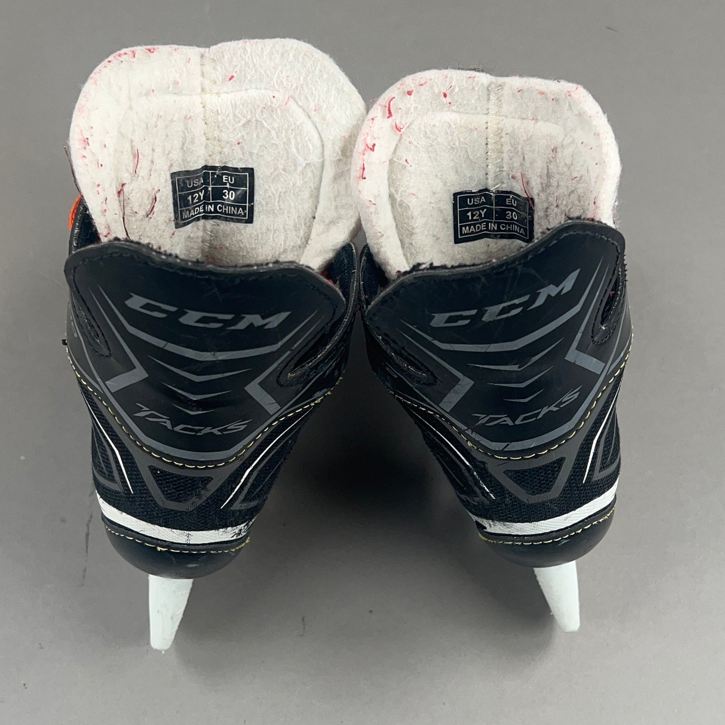 CCM Tacks 9040 Size 12Y Youth Hockey Skates