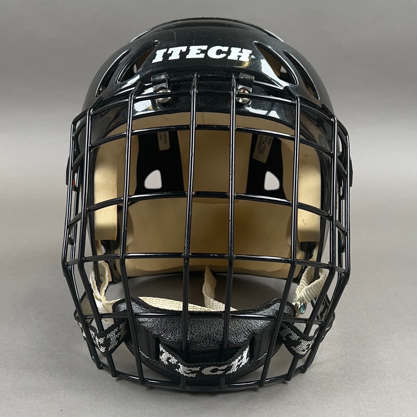 ITECH HC15 Large 7 1/8" to 7 5/8" Senior Vintage Hockey Helmet