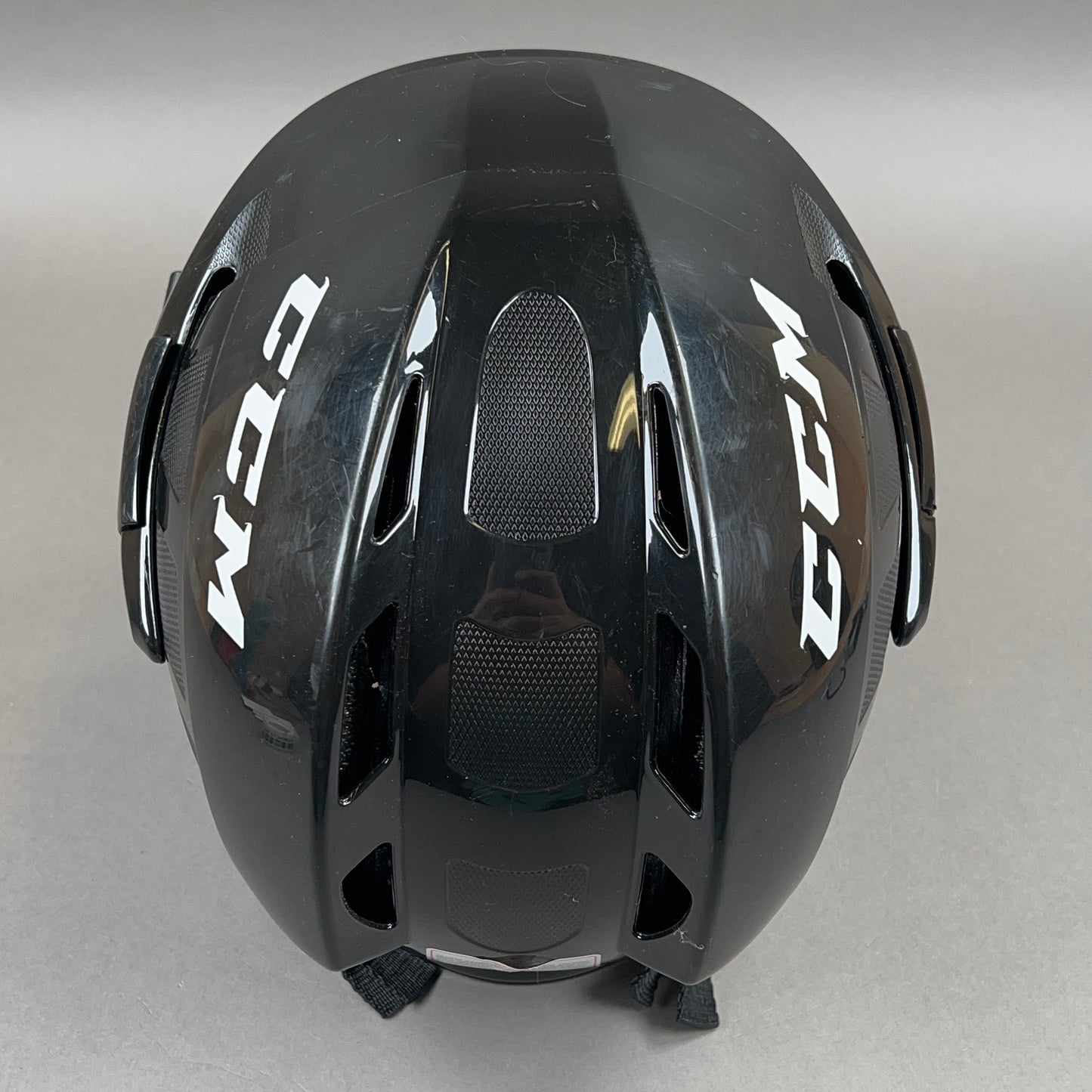 CCM FL40 M Medium 6 7/8" to 7 3/8" Junior Hockey Helmet