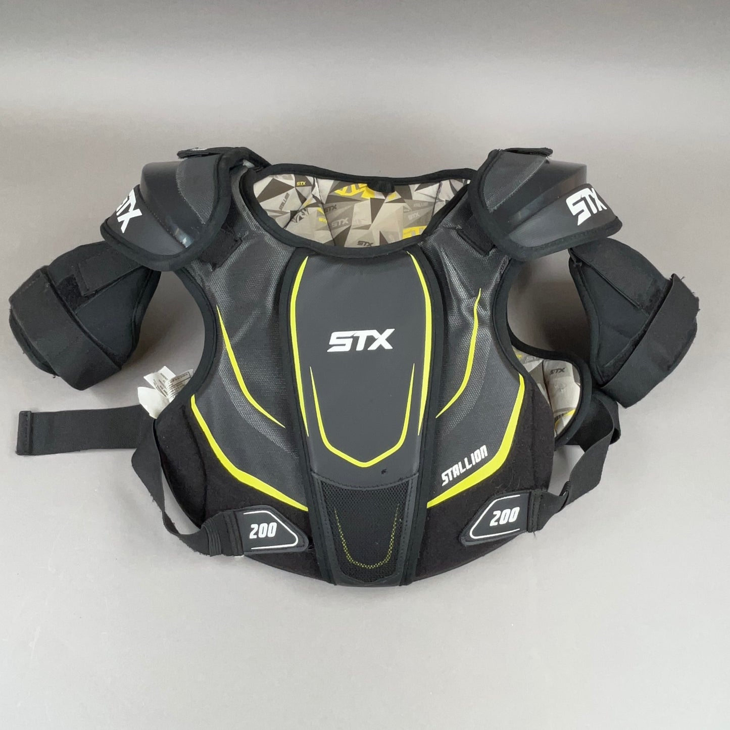 STX Stallion 200 Junior Large Lacrosse Shoulder Pads