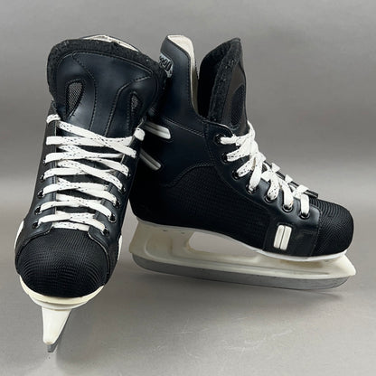 Chicago IH2001 Size 6 Vintage Intermediate Hockey Skates