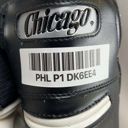 Chicago IH2001 Size 6 Vintage Intermediate Hockey Skates