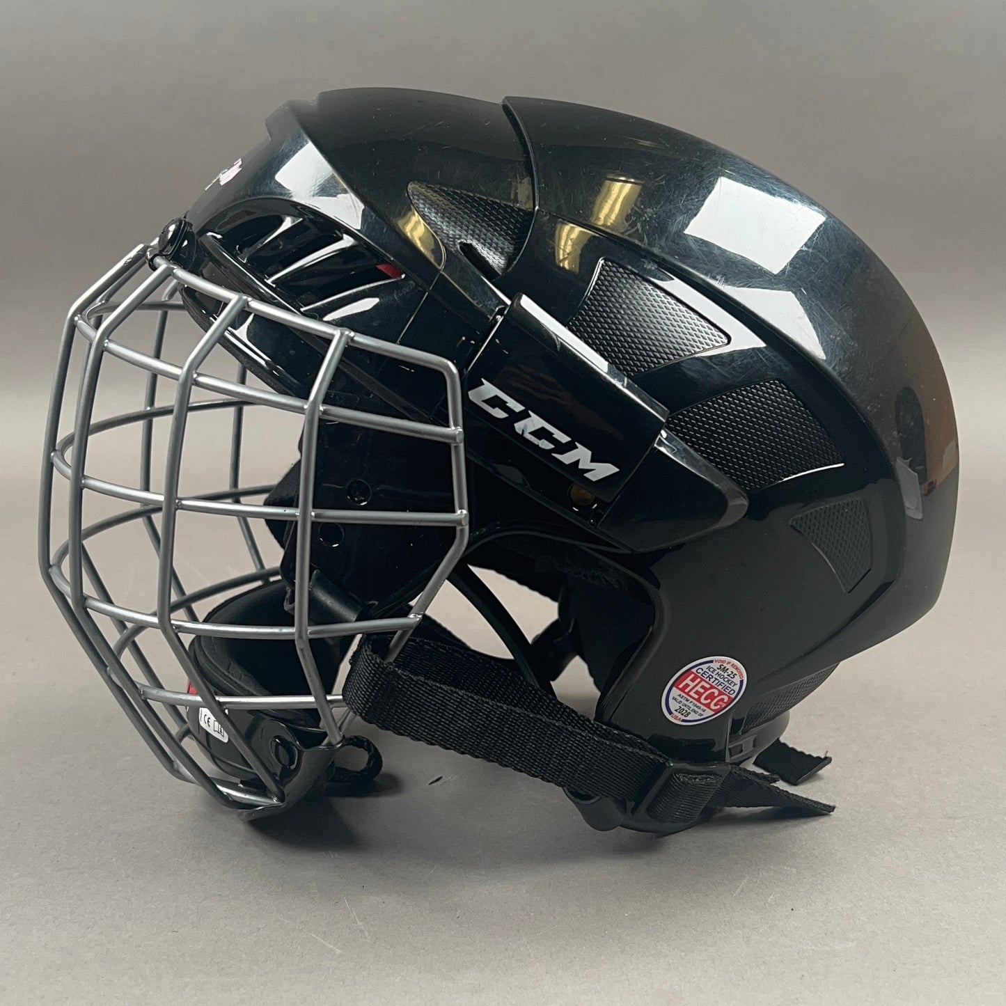 CCM HT50 Small 6 1/4" to 7" Junior Hockey Helmet