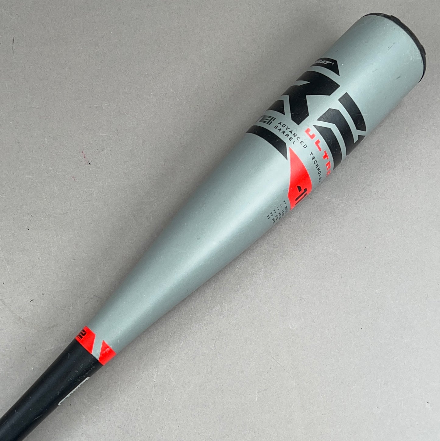 Combat B2 Ultra SLPAB211 27/16 (-11) USSSA Baseball Bat