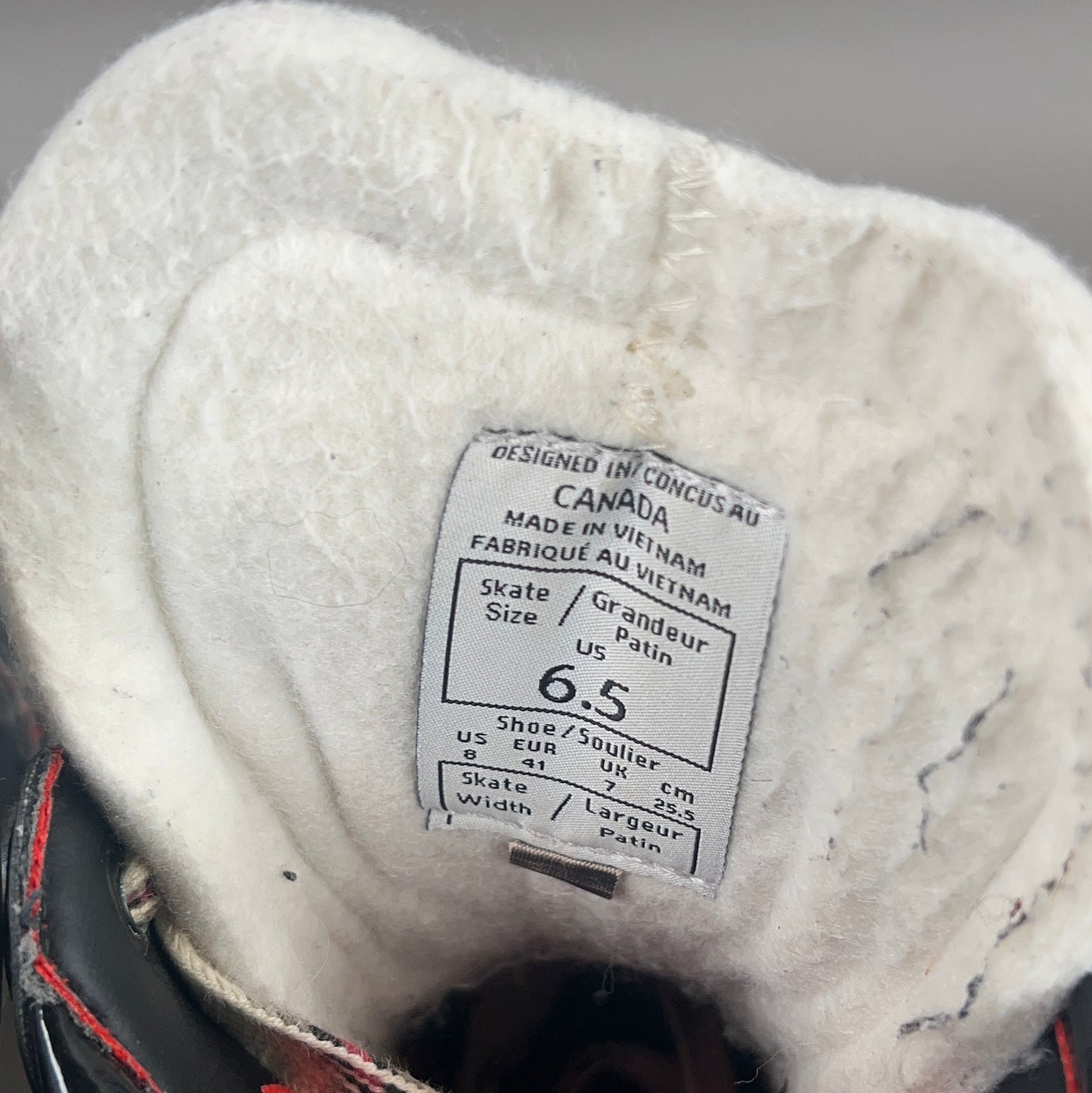 CCM Jetspeed Vibe Size 6.5 Intermediate Hockey Skates