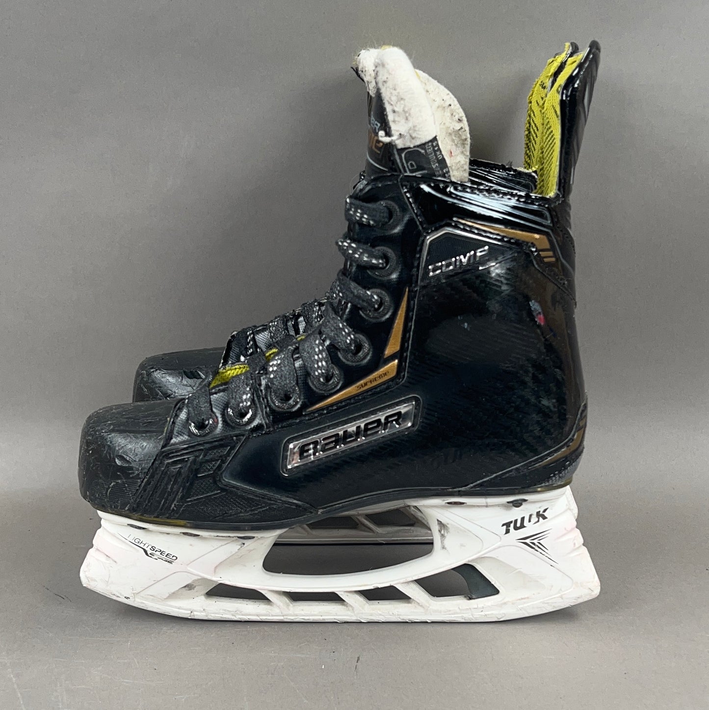 Bauer Supreme Comp Size 1 Junior Hockey Skates
