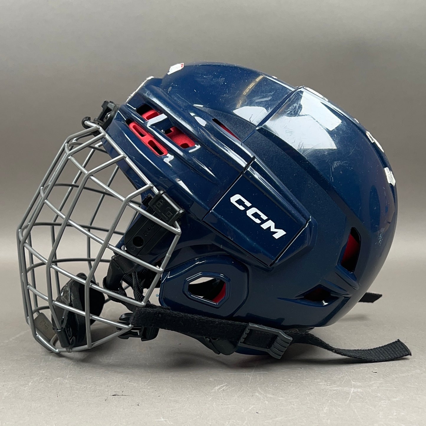 CCM Tacks 70 S/M 6 1/8" to 6 3/4" Youth Hockey Helmet