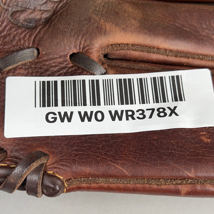 Wilson A800 12.5" Right Hand Thrower Baseball Glove