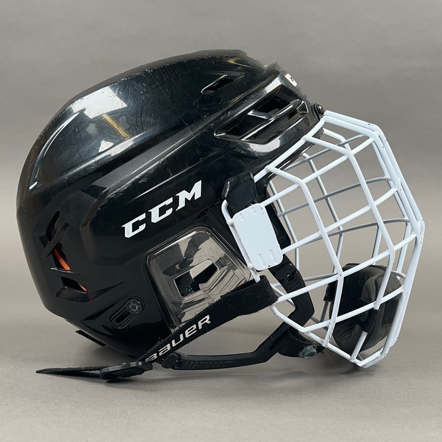 CCM Tacks 710 Small 6 3/8" to 7" Senior Hockey Helmet