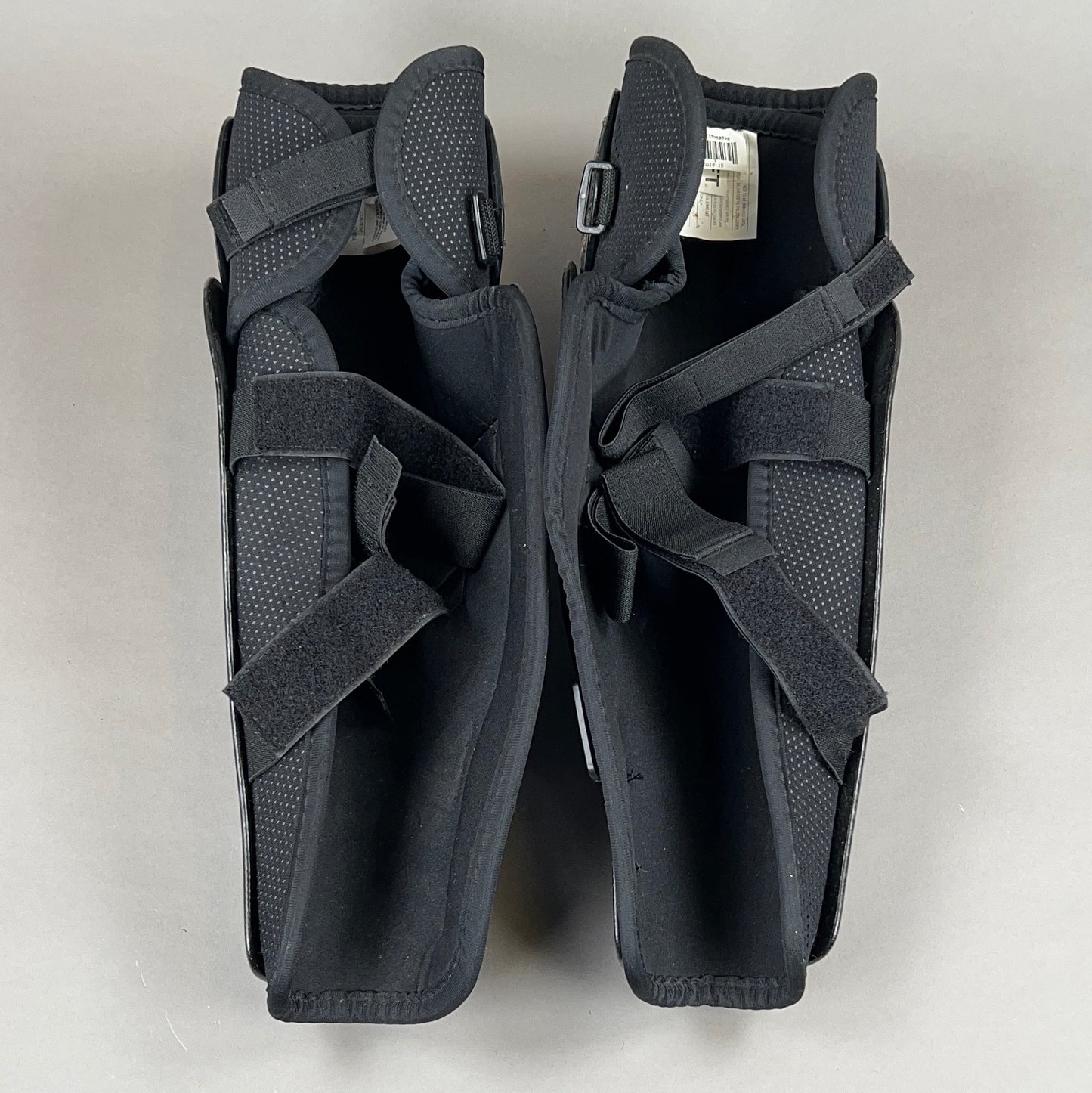 CCM Referee M-SG10 Senior 15" Hockey Shin Guards