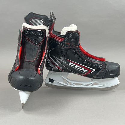 CCM Jetspeed FT490 Size 5.5 Intermediate Hockey Skates