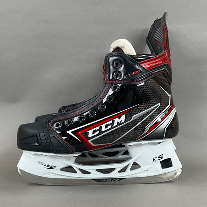 CCM Jetspeed FT490 Size 5.5 Intermediate Hockey Skates