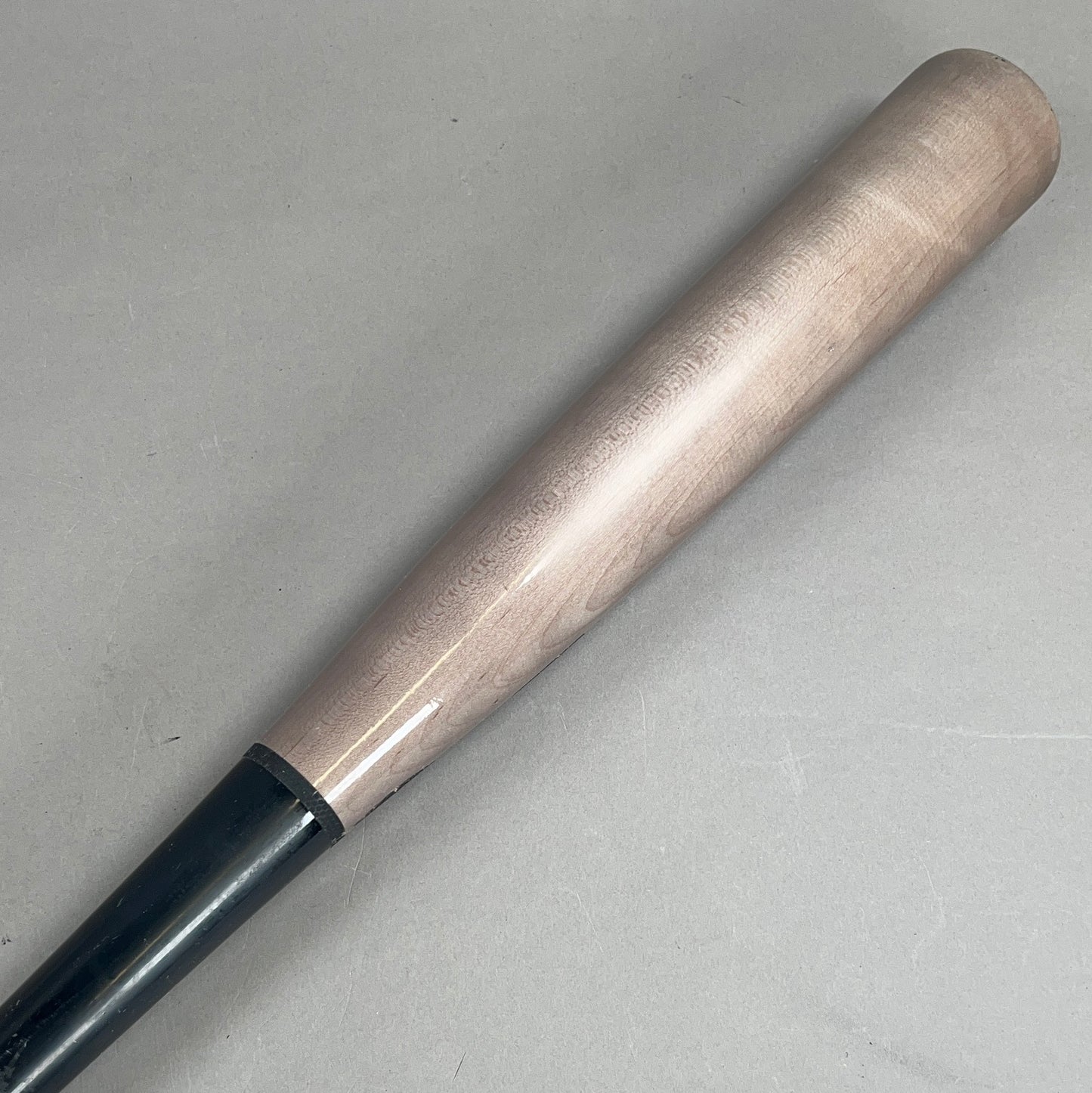Victus Pro Hard Gloss V-Cut Maple 32/29 (-3) Wooden Baseball Bat