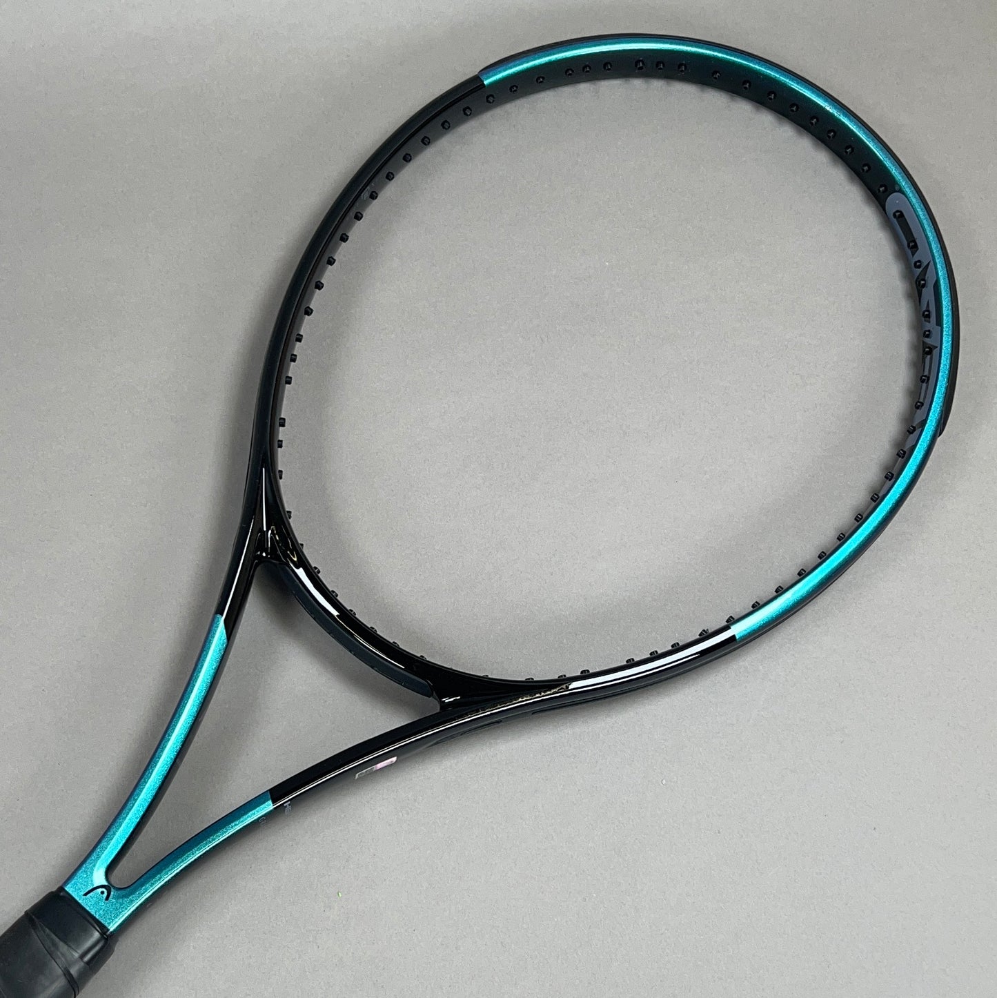 Head Gravity MP 400 Tennis Racket 4 3/8" Grip & 100in² Head Size