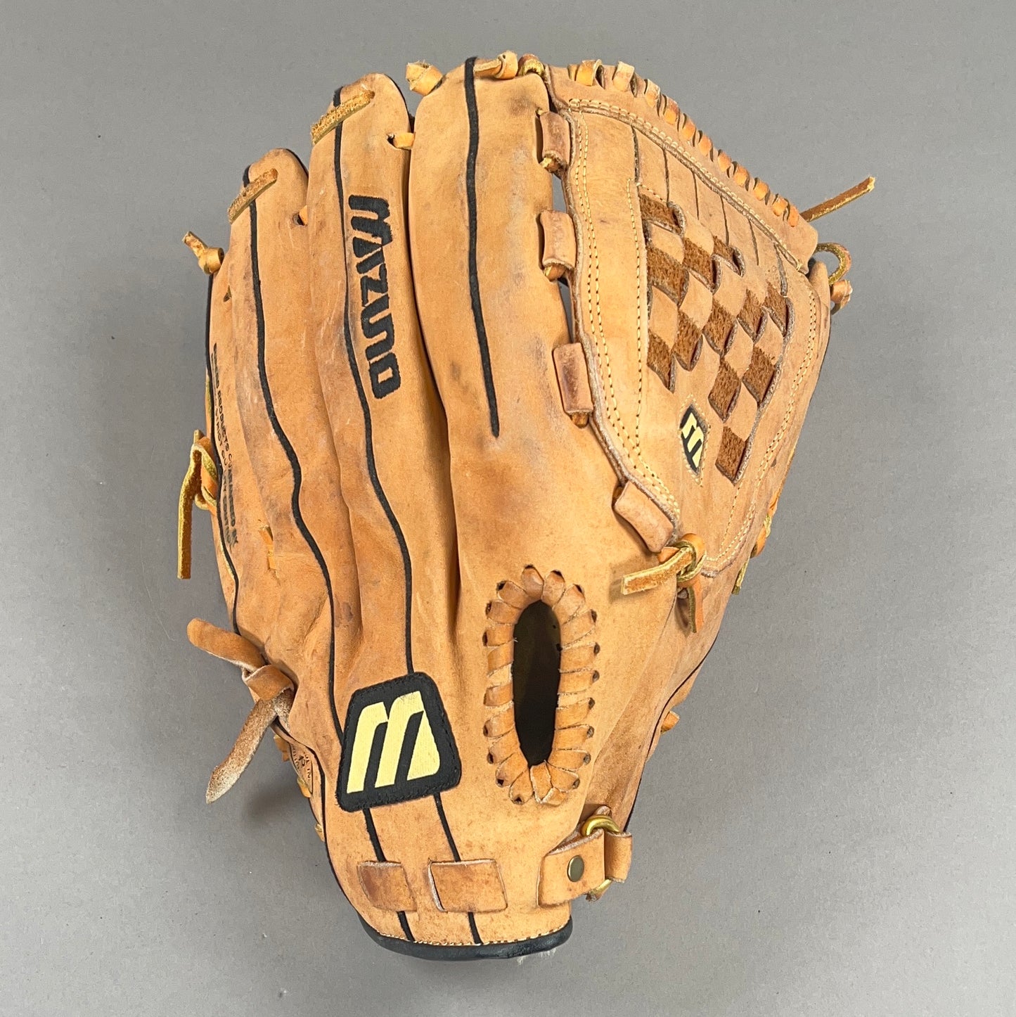 Mizuno MFR 1301 13" Right Hand Thrower Baseball Glove