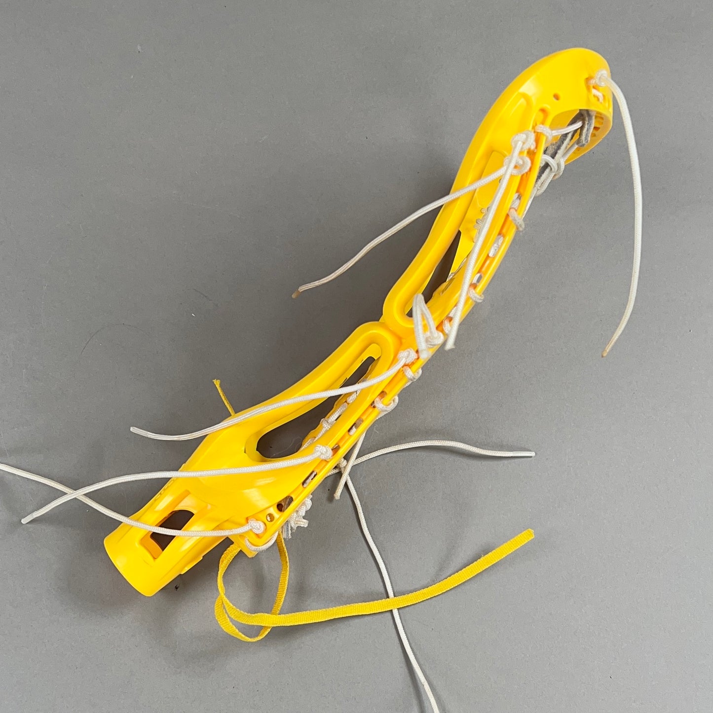 Debeer Apex Womens Attack/Mid Strung Lacrosse Head