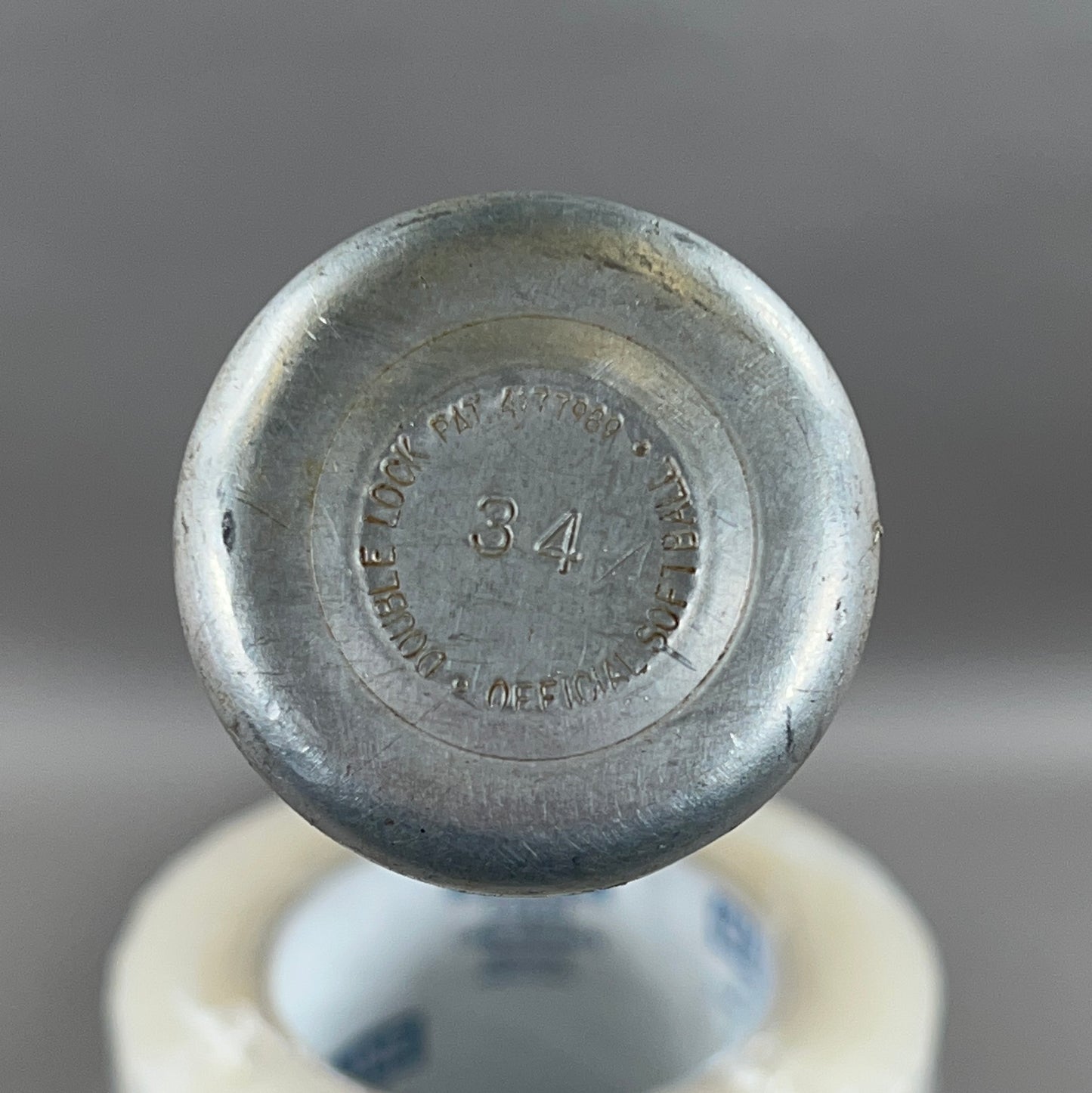 Easton Black Max 34/29 (-5) Softball Bat