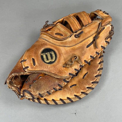 Wilson A2800 13" Right Hand Thrower Baseball Glove