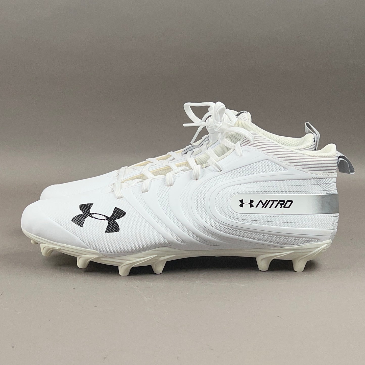 Under Armour Nitro Mid MC Size 13.5 Football Cleats