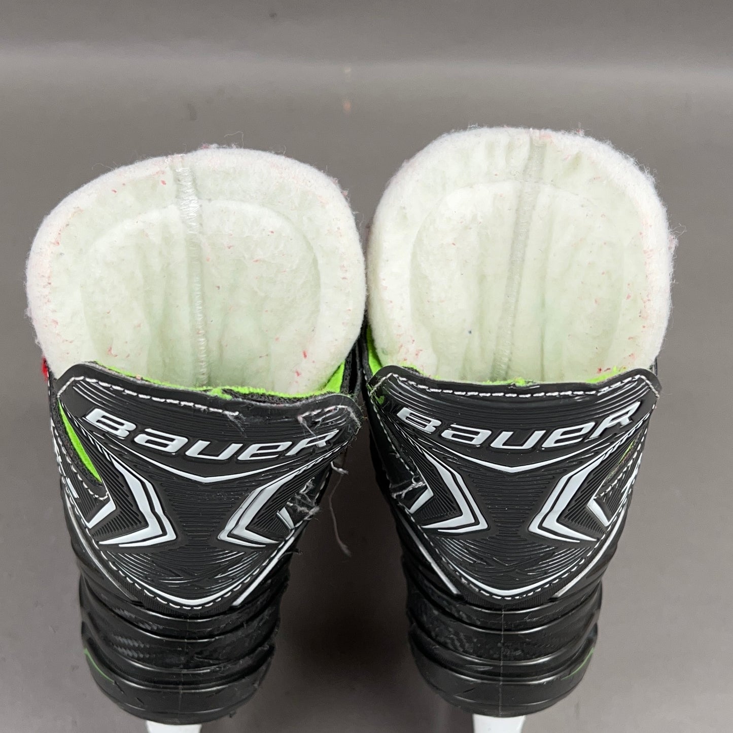 Bauer XLS Size 1.5 Junior Hockey Skates