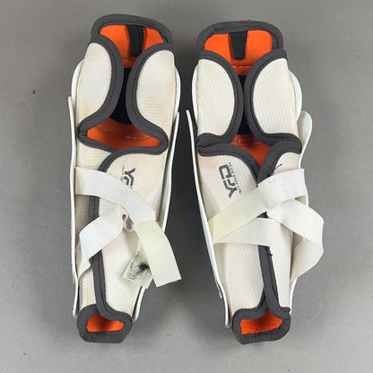Easton Mako Youth 10" Hockey Shin Guards