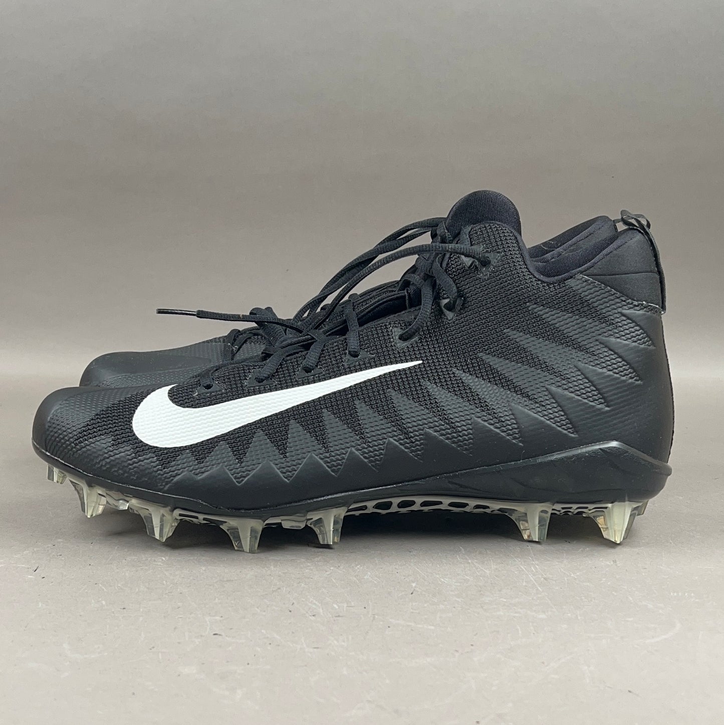 Nike Alpha Menace Size 15 Football Cleats
