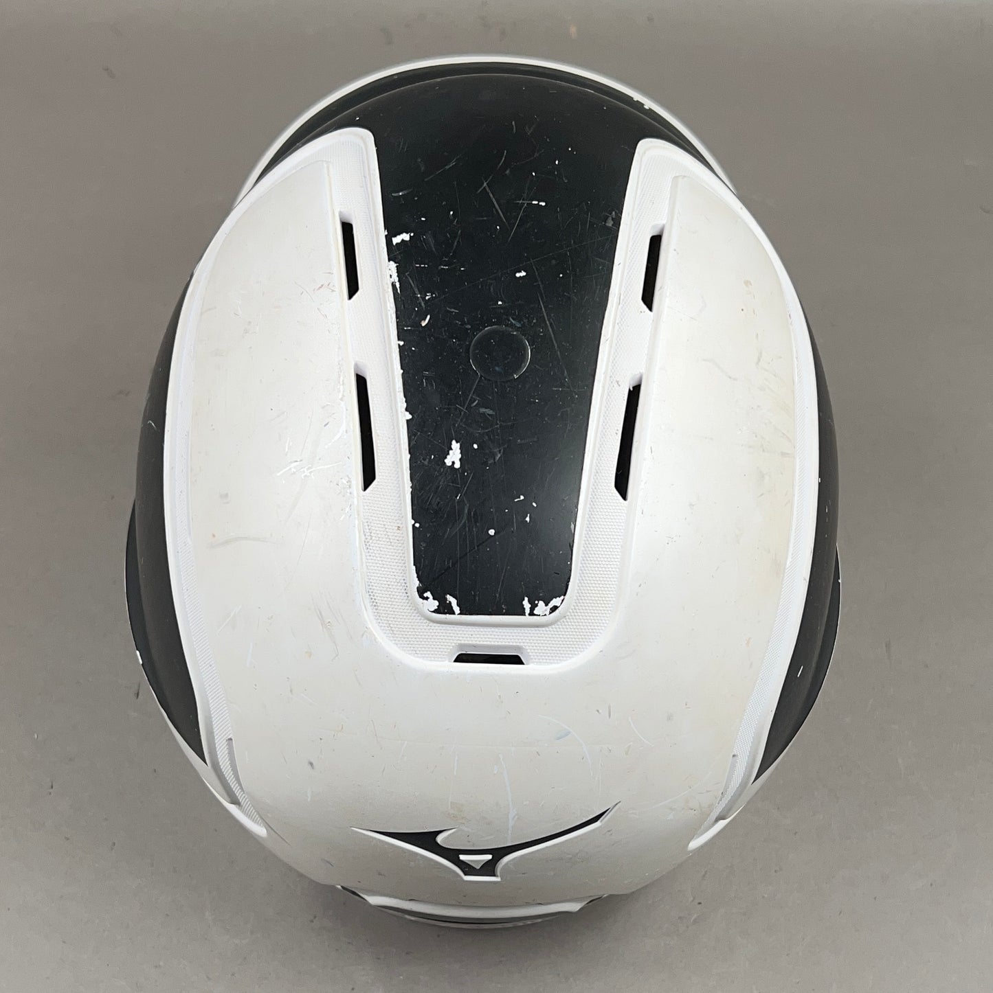 Mizuno B6-BT 6 3/4" to 7 3/8" Junior Baseball Batting Helmet