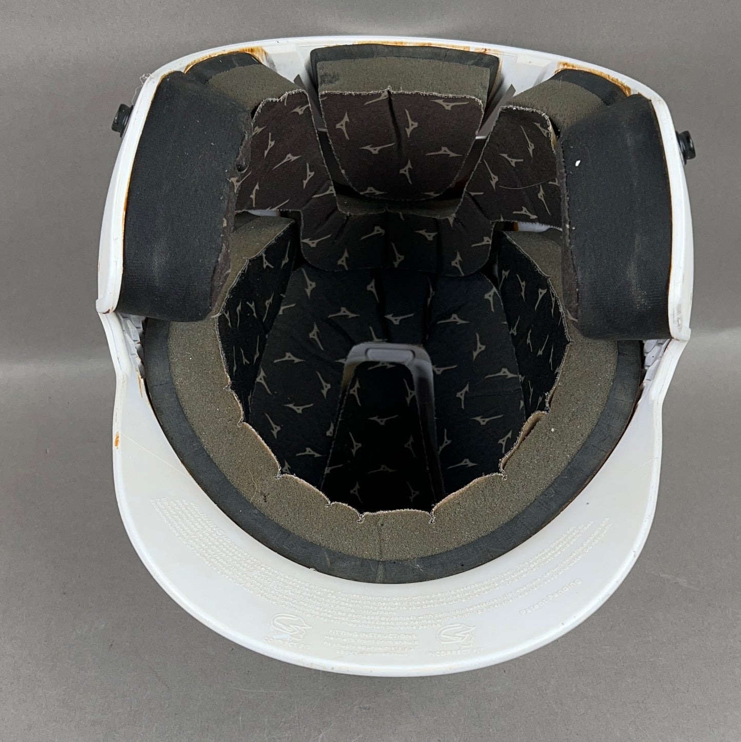 Mizuno B6-BT 6 3/4" to 7 3/8" Junior Baseball Batting Helmet