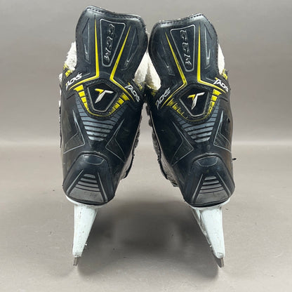 CCM Tacks Classic Size 3 Junior Hockey Skates