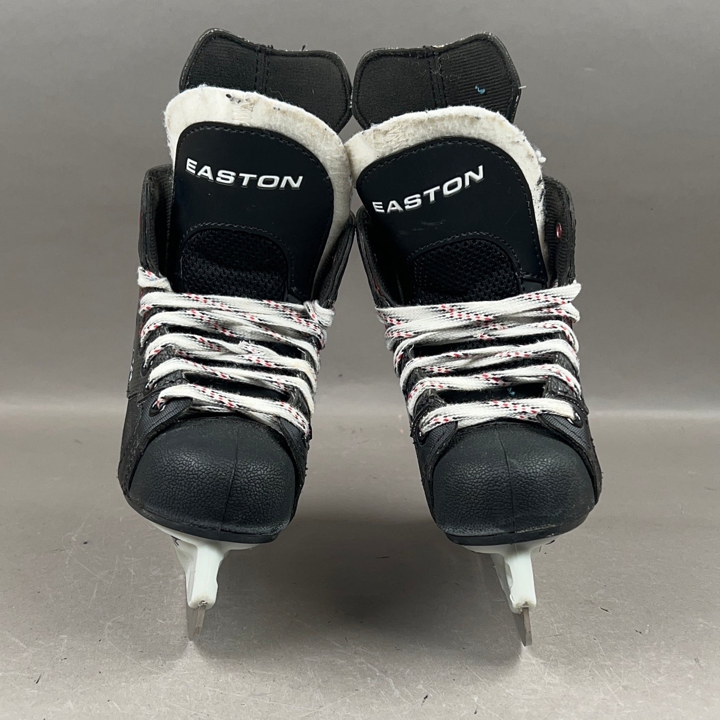 Easton Synergy EQ50 Size 13Y Youth Hockey Skates
