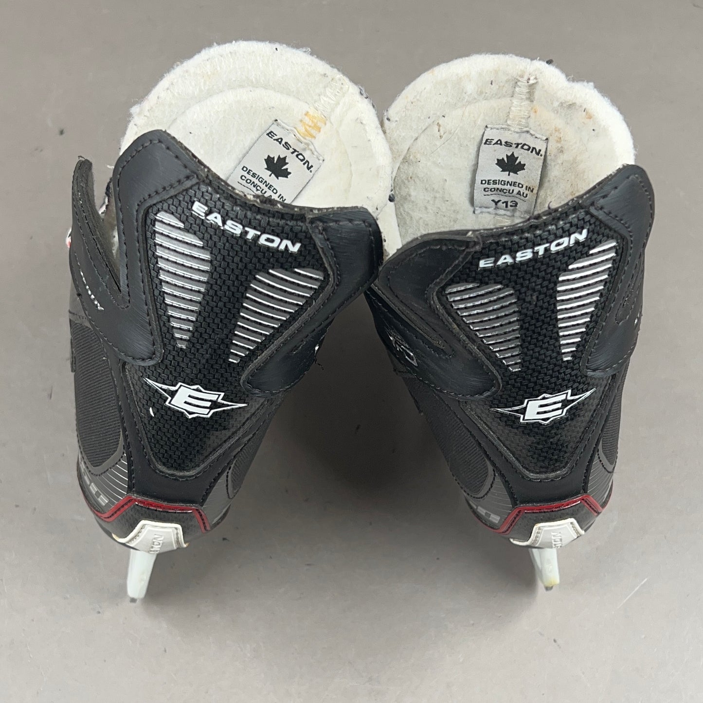 Easton Synergy EQ50 Size 13Y Youth Hockey Skates