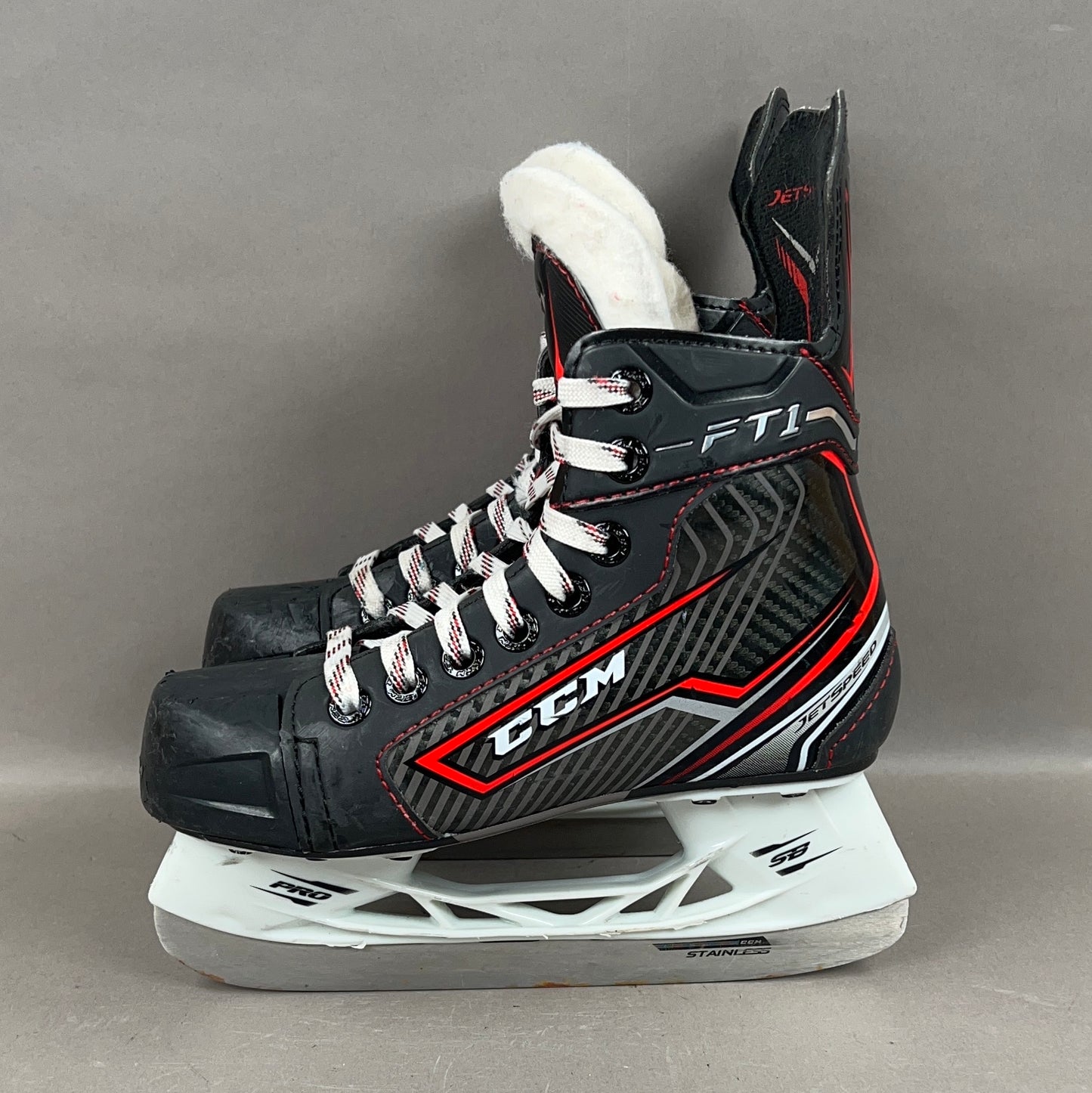 CCM Jetspeed FT1 Size 12.5Y Youth Hockey Skates