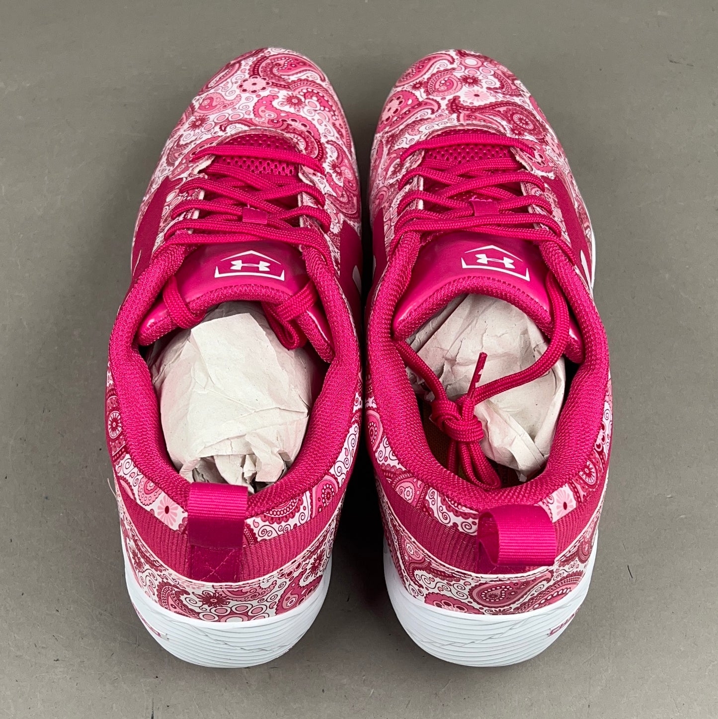 Under Armour Team Heater Low ST Mother's Day Size 12.5 Baseball Cleats