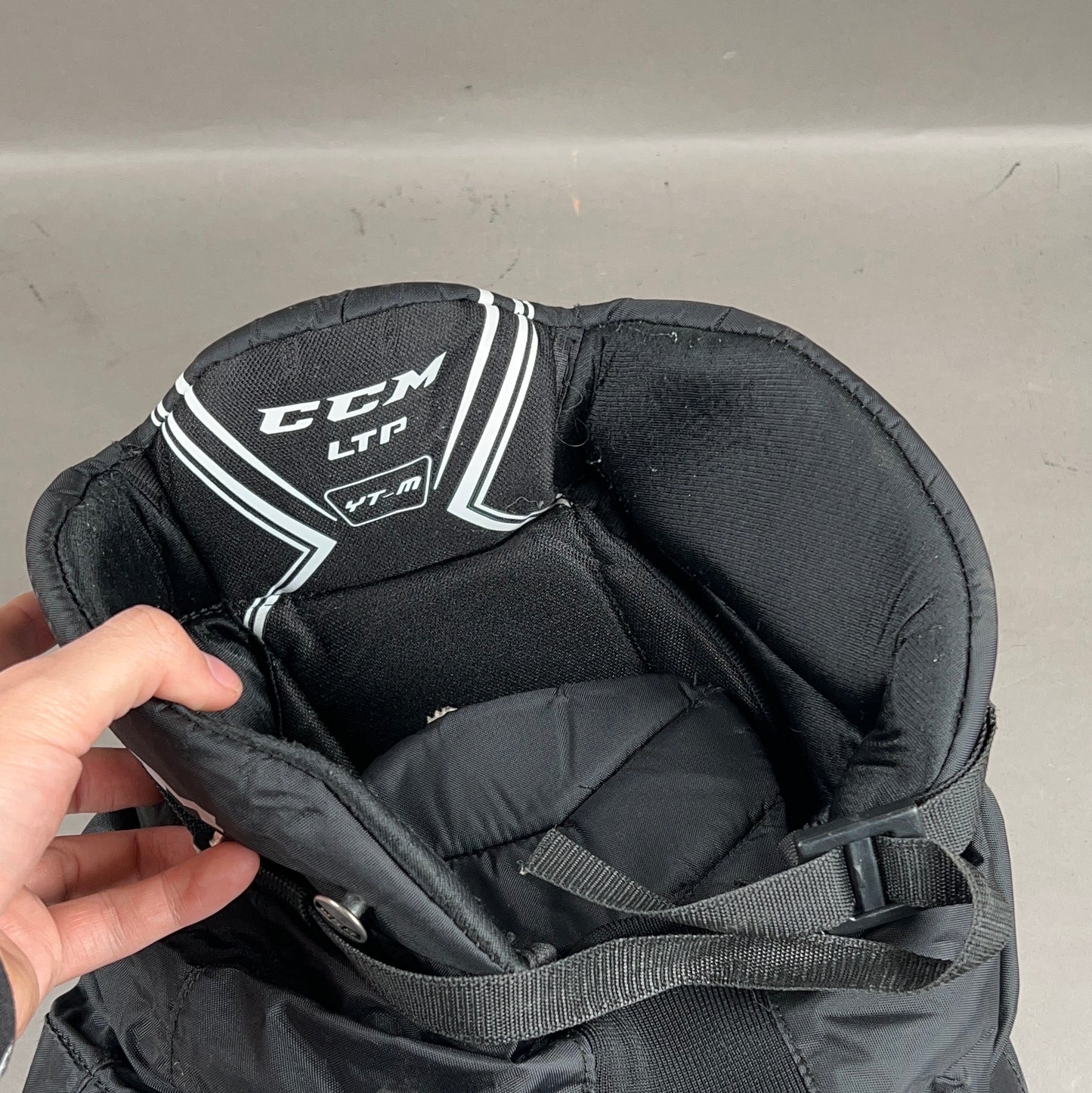 CCM LTP Youth Medium Hockey Pants