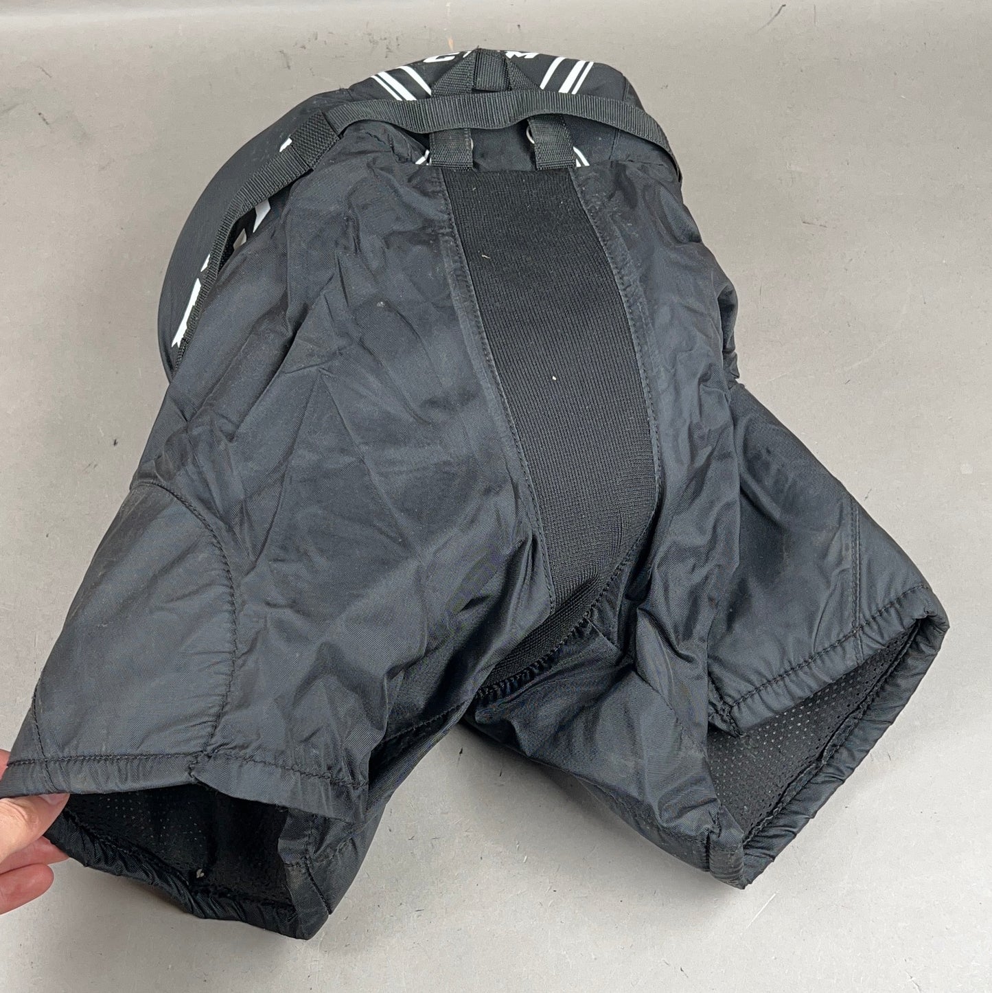 CCM LTP Youth Medium Hockey Pants
