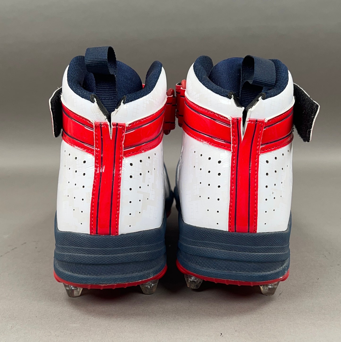 Under Armour Team-Issued Tom Brady TB12 Size 13 Football Cleats