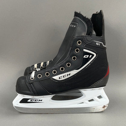 CCM M101 Size 4 Vintage Intermediate Hockey Skates