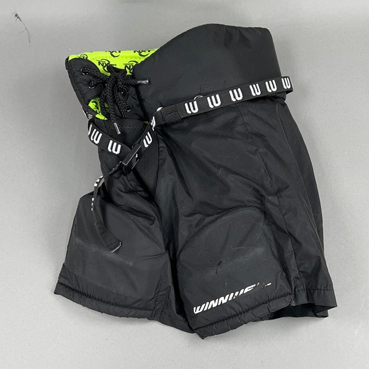 Winnwell YK0100 Youth Small Hockey Pants