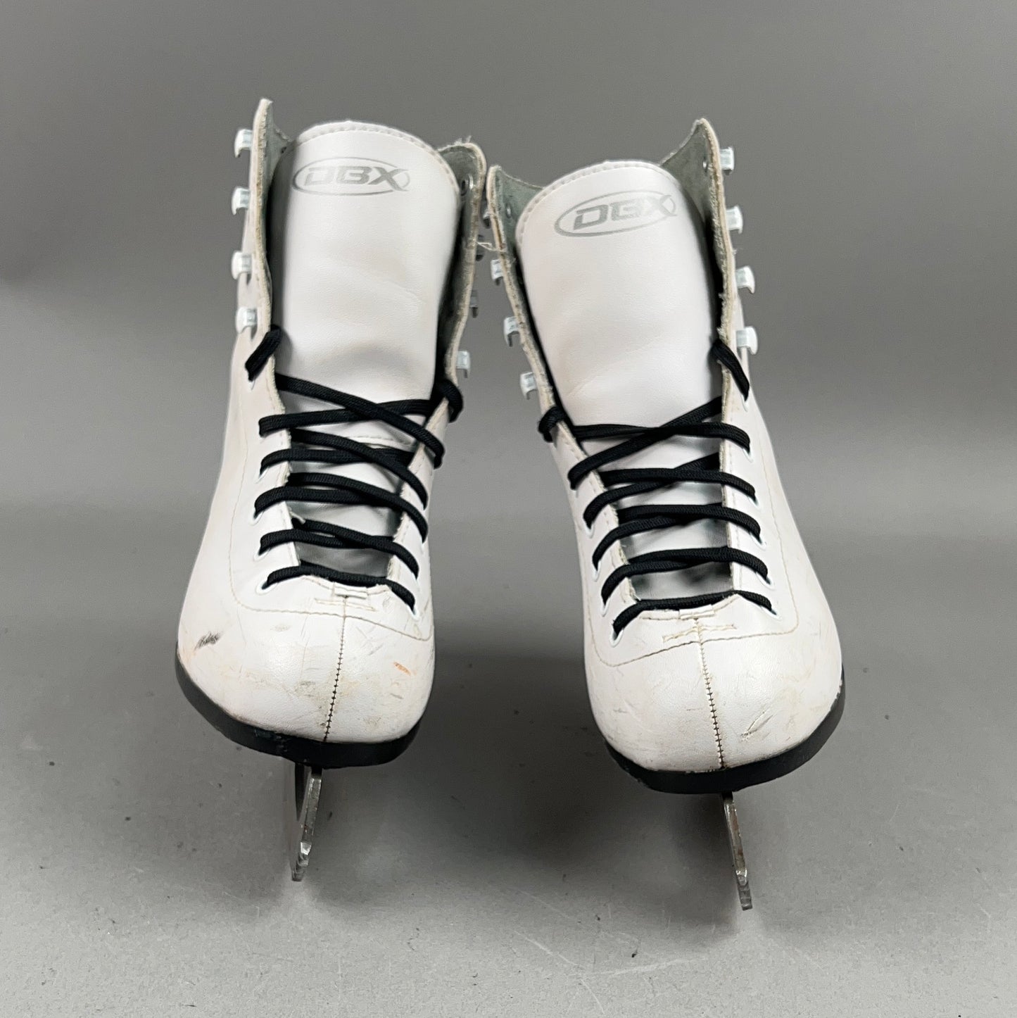 DBX Classic Size 6 Ice Skates