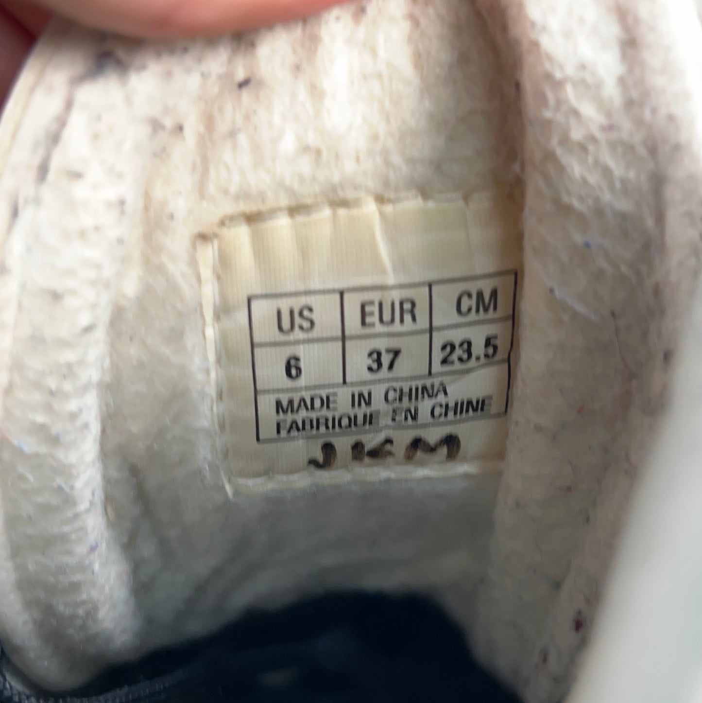 DBX Classic Size 6 Ice Skates