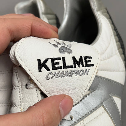 Kelme Leather Size 6.5 Soccer Cleats