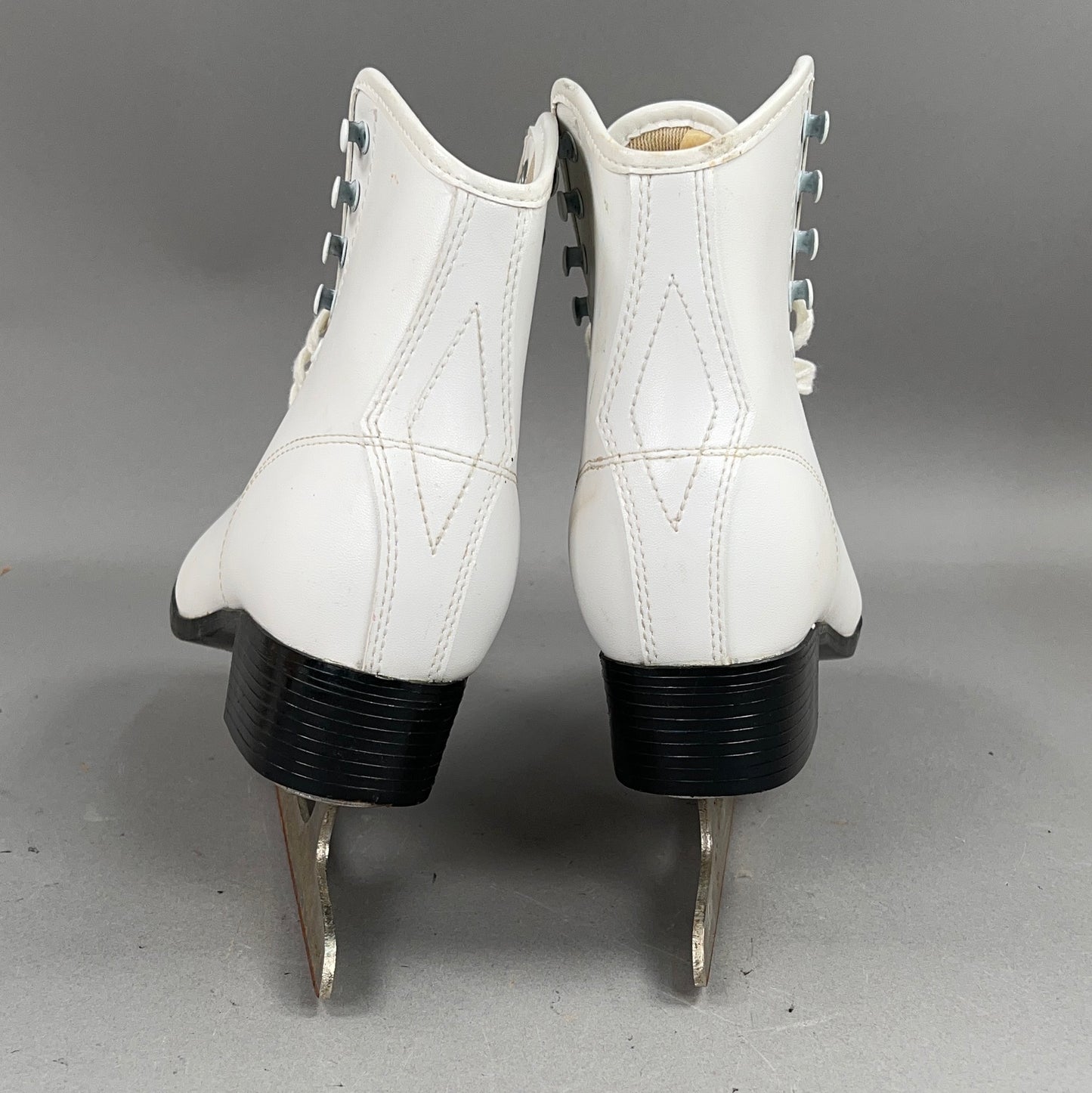 DBX Size 10 Ice Skates