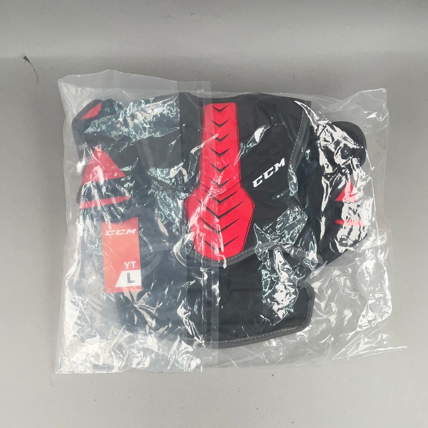 CCM QLT230 Youth Large Hockey Shoulder Pads