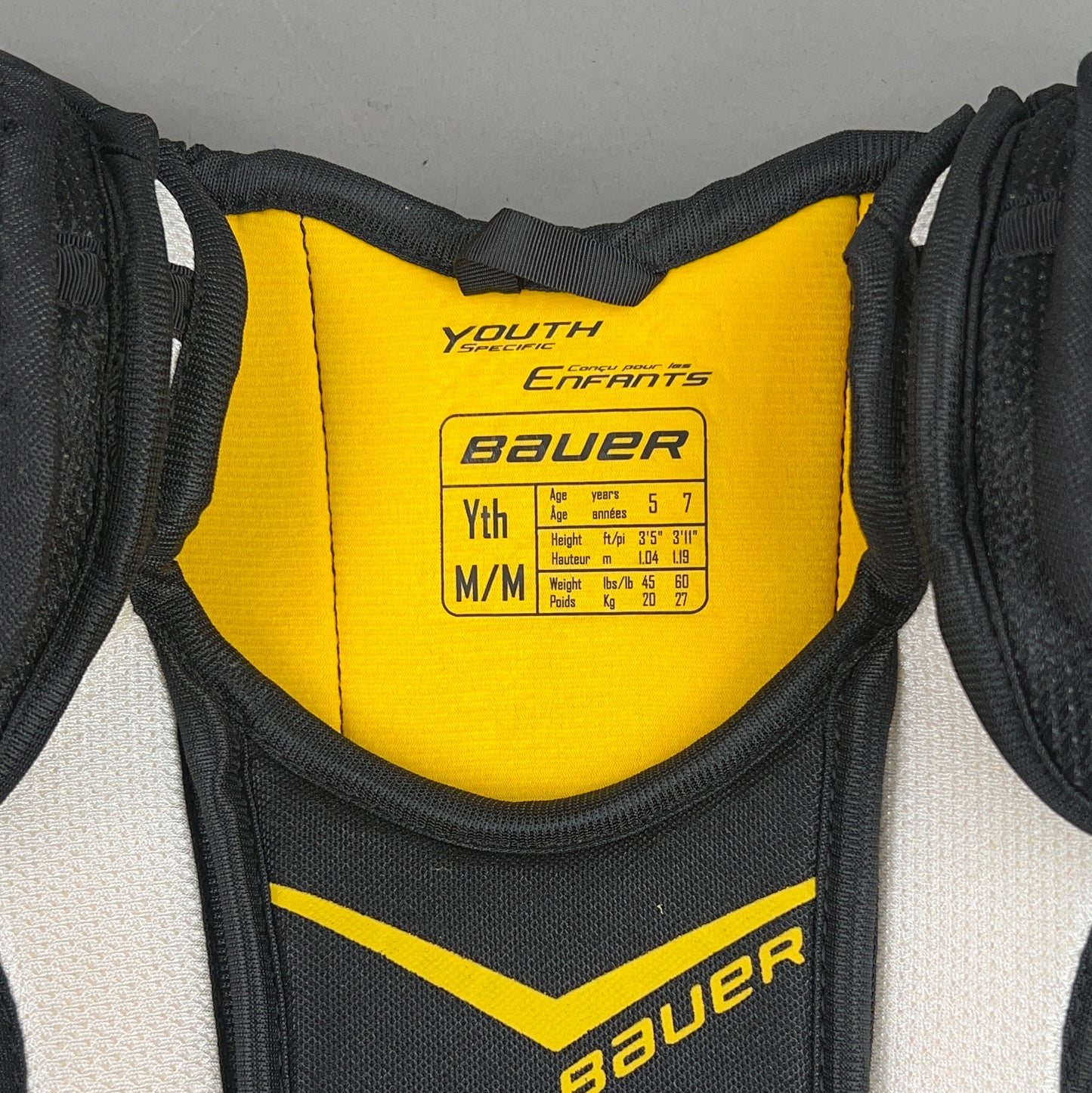 Bauer Supreme 150 Youth Medium Hockey Shoulder Pads