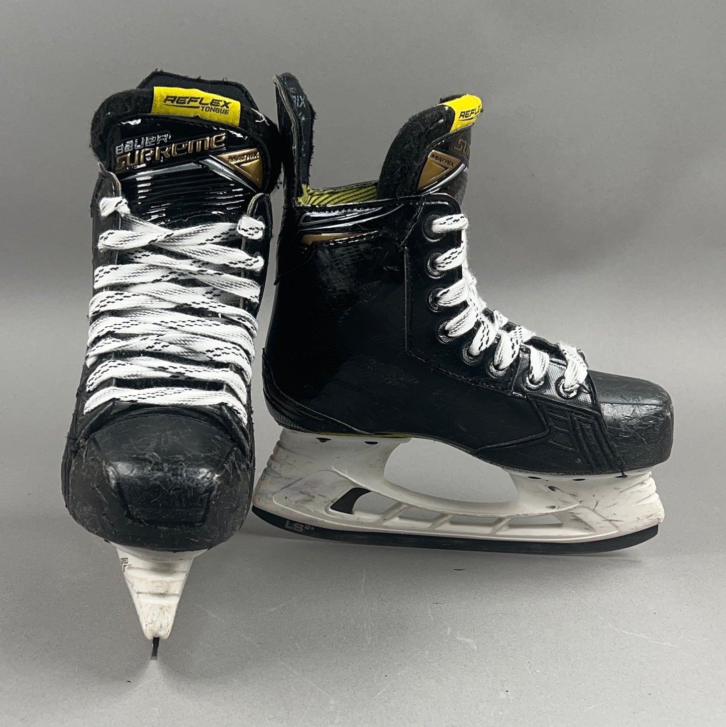 Bauer Supreme Matrix Size 1.5 Junior Hockey Skates