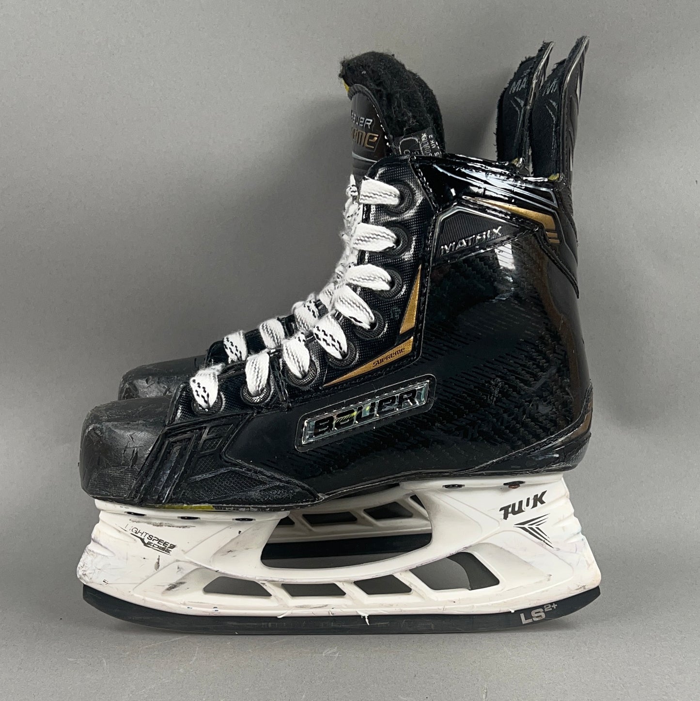 Bauer Supreme Matrix Size 1.5 Junior Hockey Skates