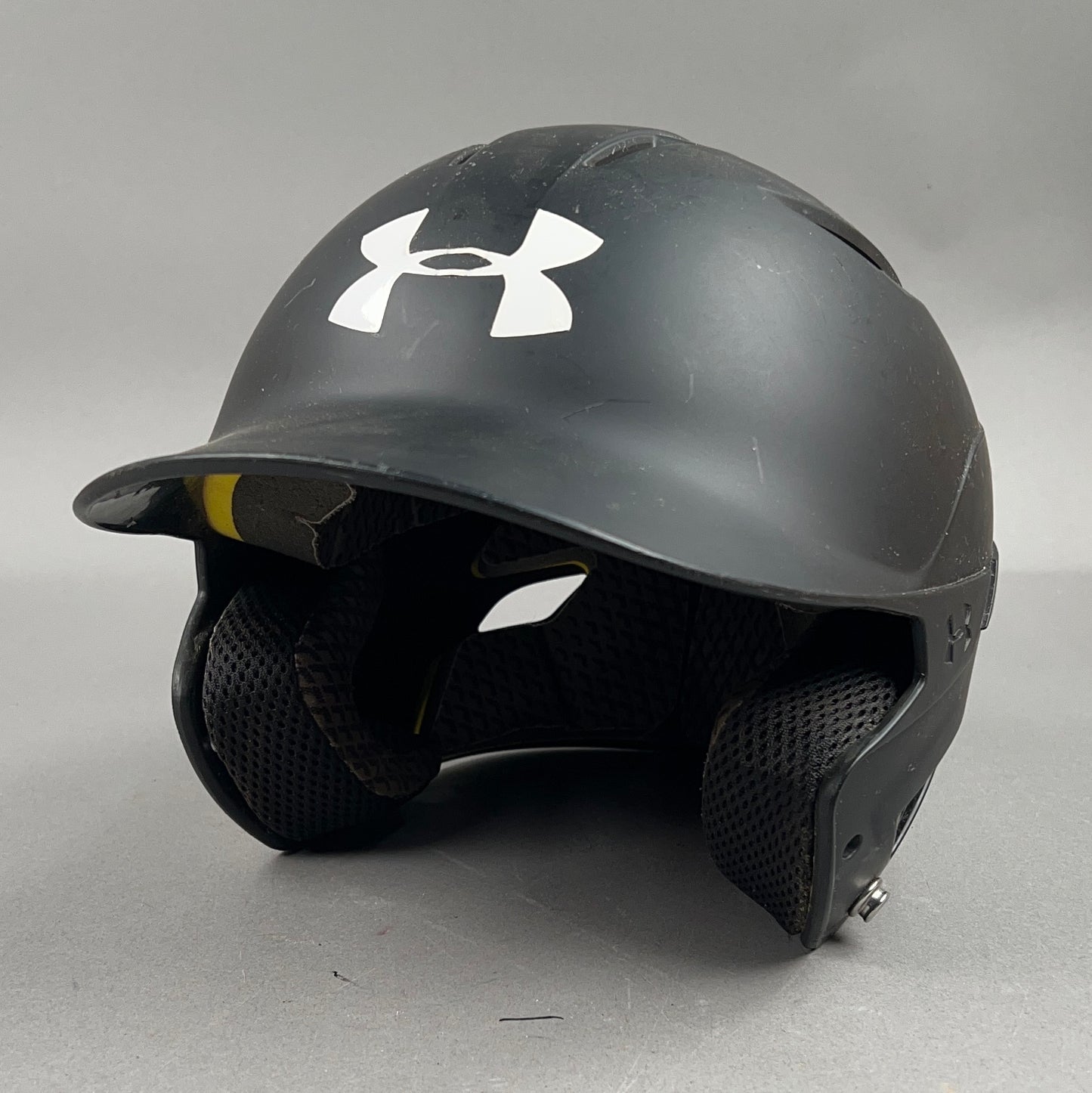 Under Armour UABH2-110 5 7/8" to 6 3/4" Youth Baseball Batting Helmet